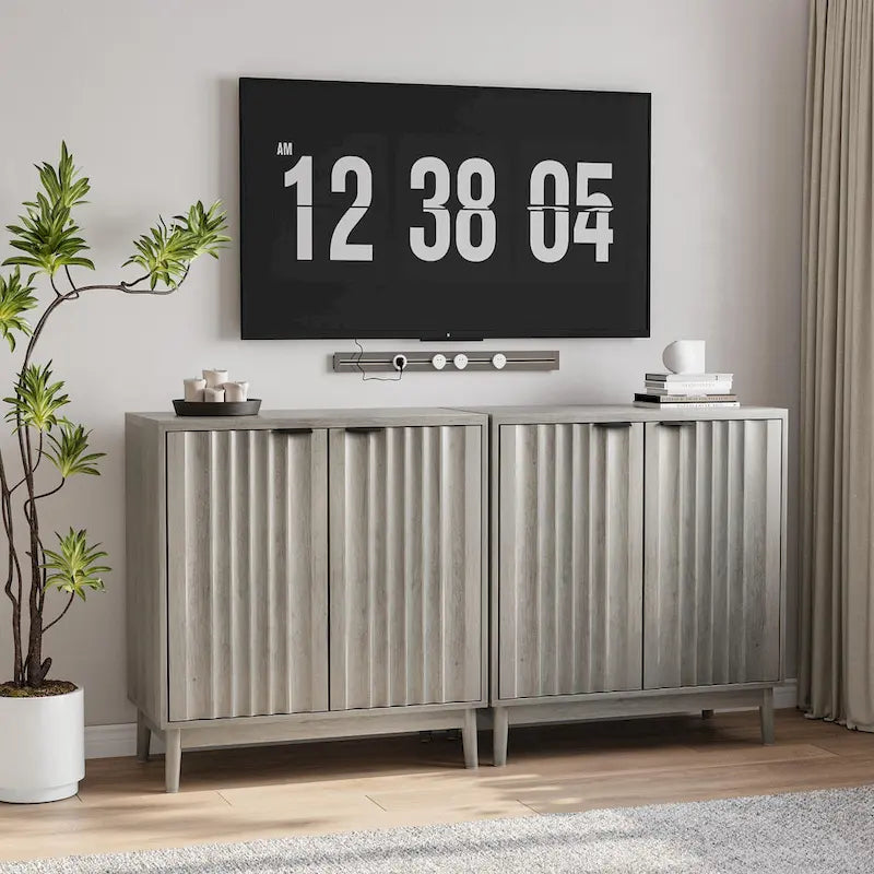 Gerilltes Sideboard-Möbel, freistehendes Buffet-Möbel in Wash Grey mit verstellbarem Regal, Holzaufbewahrung