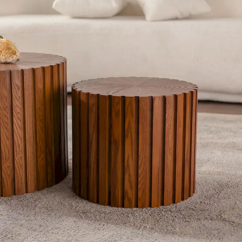 Exquisiter runder Couchtisch aus Holz für kleine Wohnräume, keine Montage erforderlich