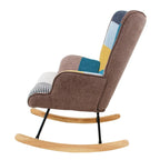 Mid-Century Schaukelstuhl aus Stoff mit Holzbeinen und Patchwork-Leinen