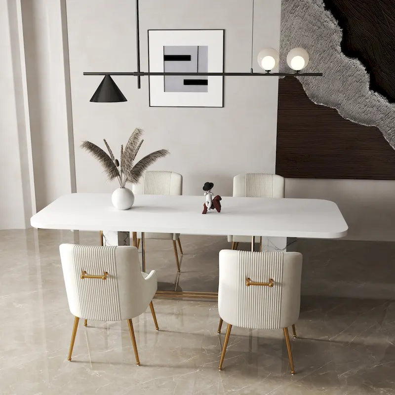 Modern Glam Bouclé Gefalteter Samt Esszimmerstuhl oder Schminktischstuhl 4er-Set mit Griff an der Rückseite