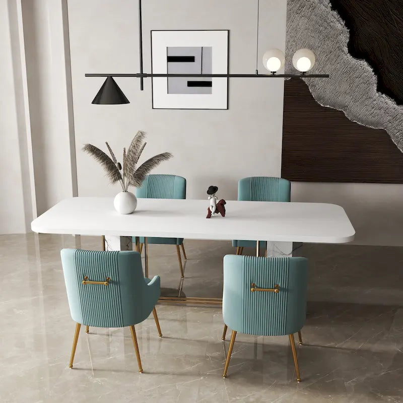 Modern Glam Bouclé Gefalteter Samt Esszimmerstuhl oder Schminktischstuhl 4er-Set mit Griff an der Rückseite