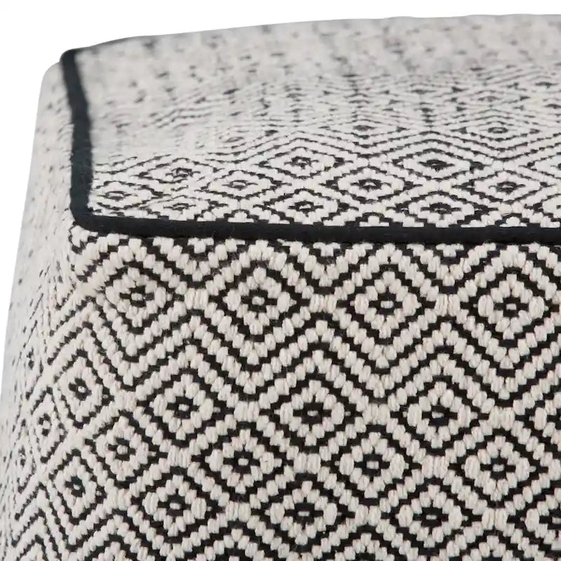 Böhmischer quadratischer Pouf